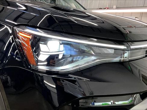 New 2026 Volkswagen Taos SEL image 33