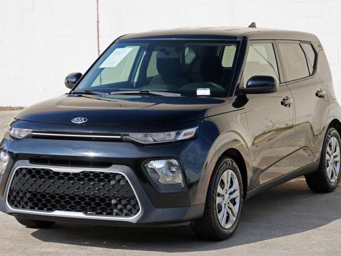 Used 2021 Kia Soul LX FWD image 38