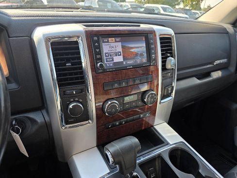 Used 2012 RAM 1500 Laramie AWD/4WD image 15
