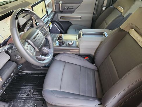 Used 2025 GMC Hummer EV 3X w/ LPO, Sport Package AWD/4WD image 12