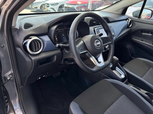 Used 2025 Nissan Versa SV FWD image 32