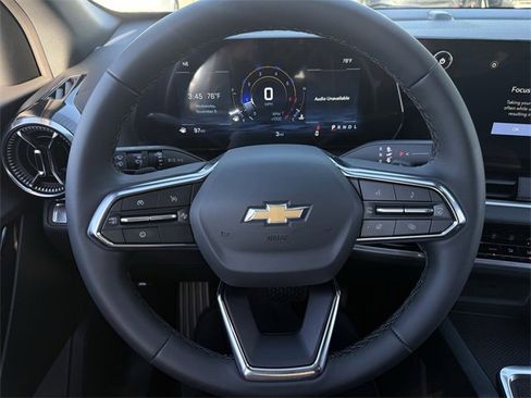 New 2026 Chevrolet Equinox LT image 12