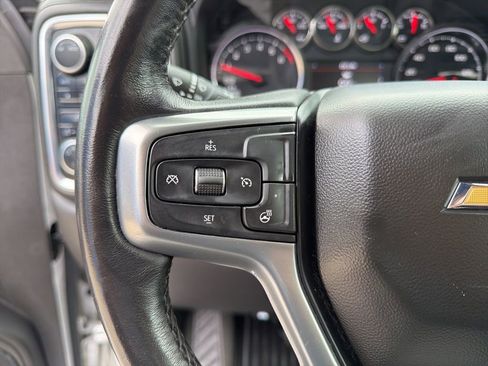 Used 2022 Chevrolet Silverado 1500 LT image 27