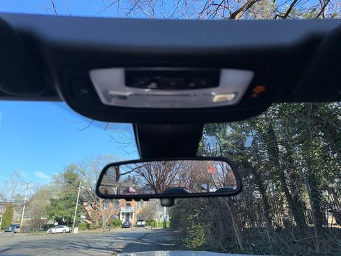 Used 2018 BMW M4 Convertible RWD with Competiti w/ Competition Package image 29