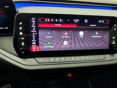 Used 2024 Dodge Charger Daytona Scat Pack w/ Plus Group image 15