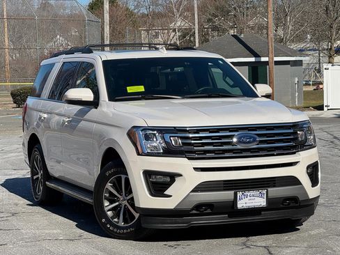 Used 2019 Ford Expedition XLT w/ Equipment Group 202A image 1