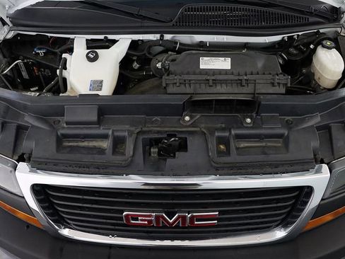 Used 2024 GMC Savana 2500 w/ Driver Convenience Package image 31