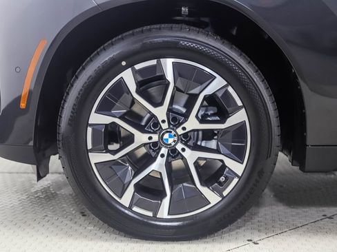 New 2026 BMW X3 xDrive30 w/ Convenience Package image 2