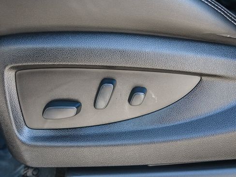 Used 2019 GMC Yukon Denali w/ Denali Ultimate Package image 22