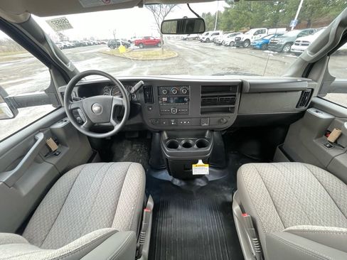 New 2026 Chevrolet Express 3500 w/ Power Convenience Package image 29