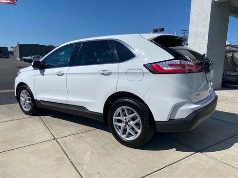 Used 2024 Ford Edge SEL image 4