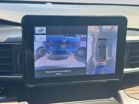 Used 2020 Ford Explorer Limited AWD/4WD image 28