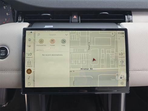 New 2026 Land Rover Discovery Sport Landmark image 22