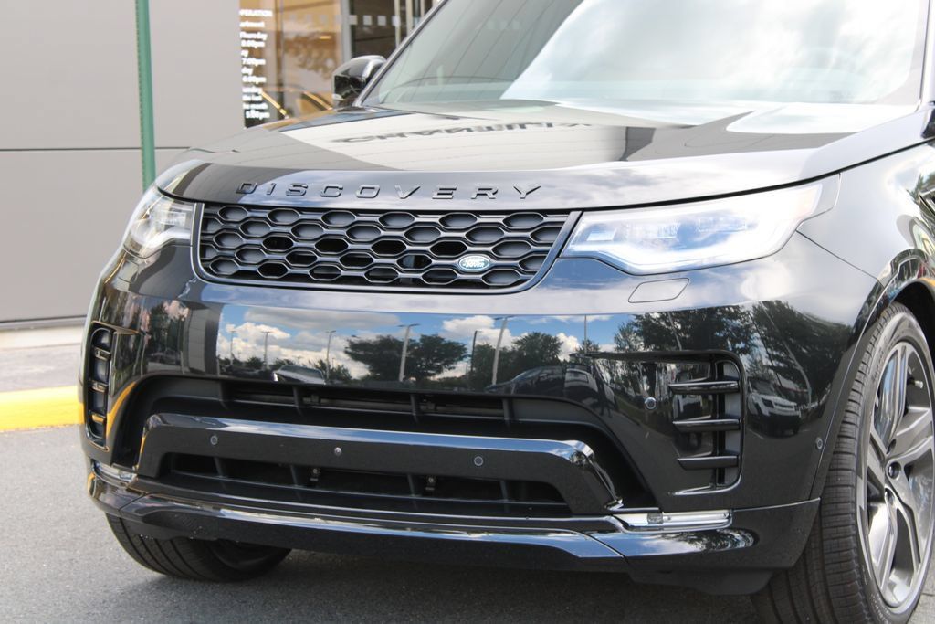New 2026 Land Rover Discovery Dynamic SE AWD/4WD image 3