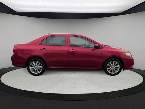 Used 2010 Toyota Corolla image 9