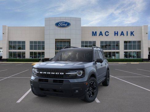 New 2025 Ford Bronco Sport Outer Banks w/ Outer Banks Tech Package+ AWD/4WD image 32