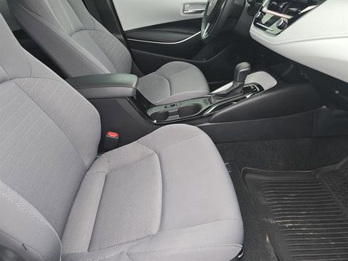 Certified 2025 Toyota Corolla SE image 34