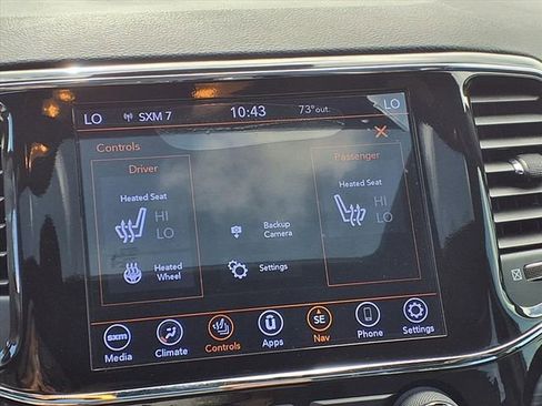 Used 2021 Jeep Grand Cherokee Laredo X image 12