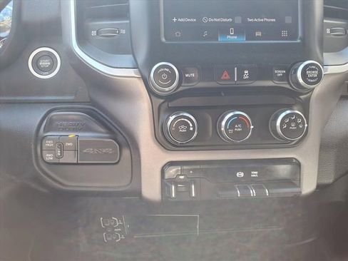 Used 2024 RAM 2500 Big Horn AWD/4WD image 26