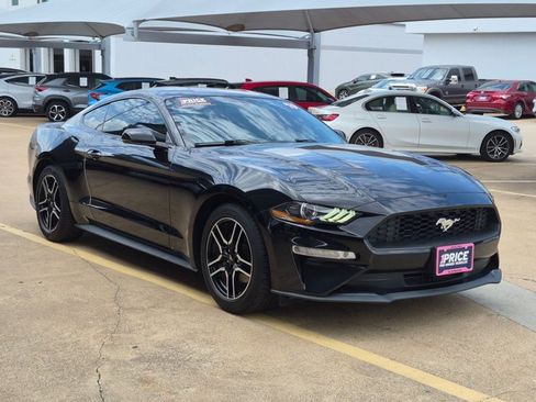 Used 2019 Ford Mustang Premium RWD image 3
