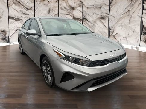 Used 2022 Kia Forte LXS w/ LXS Technology Package image 1