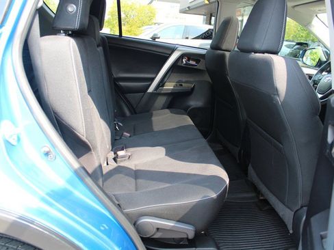 Used 2018 Toyota RAV4 XLE w/ Plus Extra Value Package AWD/4WD image 23