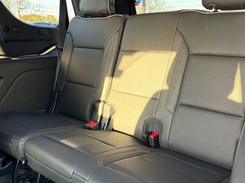 Used 2023 Chevrolet Tahoe Premier AWD/4WD image 11