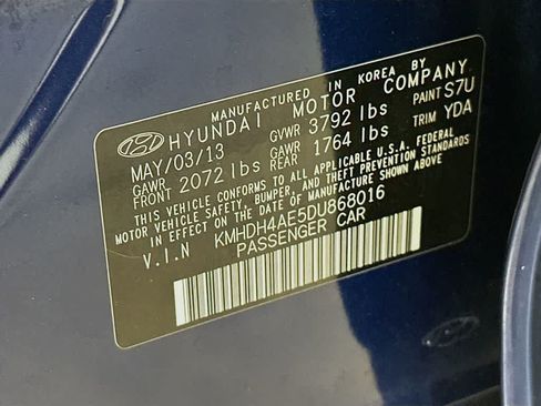 Used 2013 Hyundai Elantra Limited FWD image 22