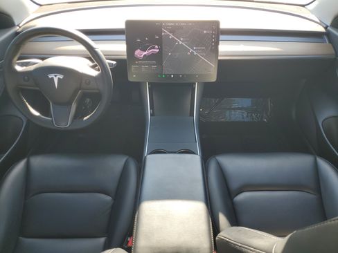 Used 2020 Tesla Model 3 Standard Range image 20