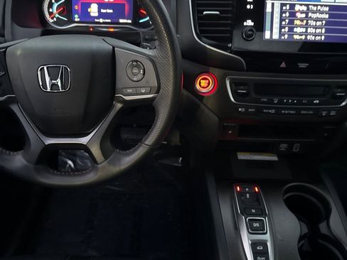Certified 2022 Honda Pilot TrailSport image 16