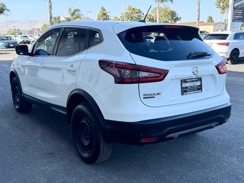 Used 2020 Nissan Rogue Sport S FWD image 6