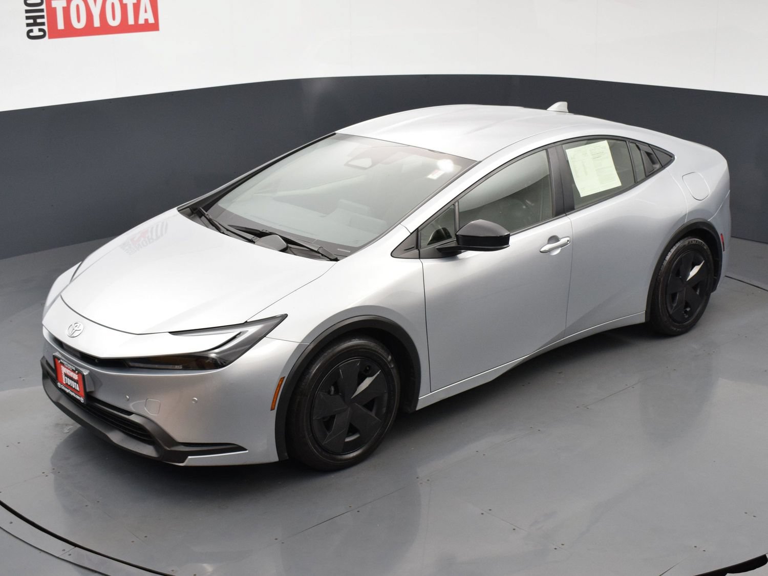 Used 2023 Toyota Prius LE FWD image 23