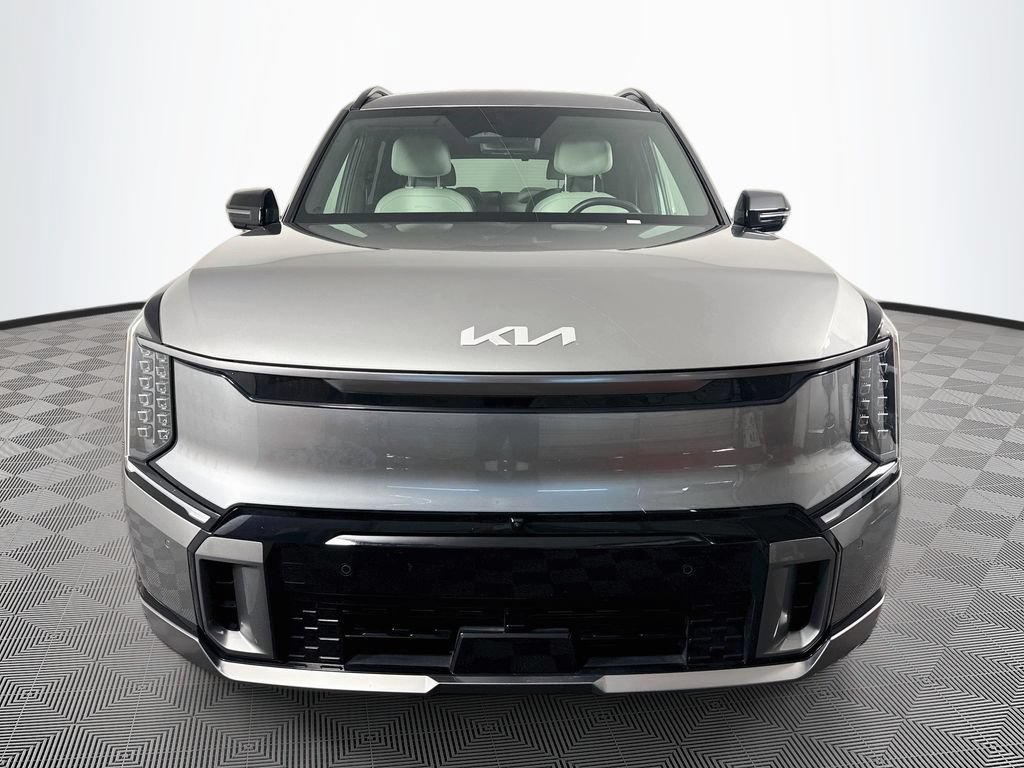 Used 2024 Kia EV9 GT-Line AWD/4WD image 2