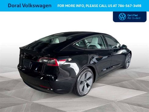 Used 2021 Tesla Model 3 Standard Range Plus image 8