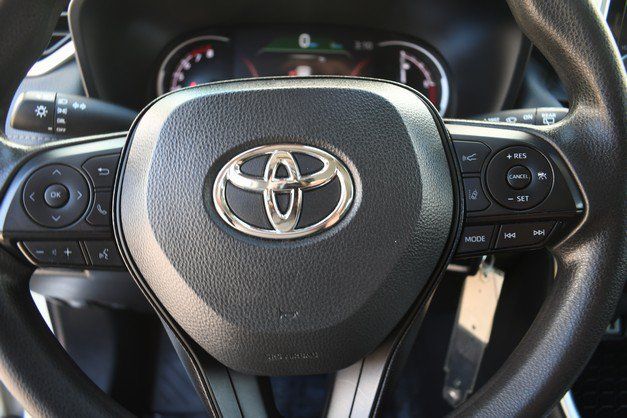 Certified 2024 Toyota RAV4 LE AWD/4WD image 30