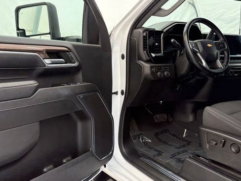 Used 2024 Chevrolet Silverado 2500 LT w/ All Star Edition AWD/4WD image 33