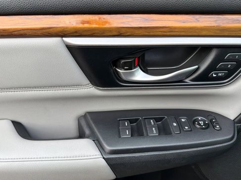 Used 2018 Honda CR-V EX-L image 9