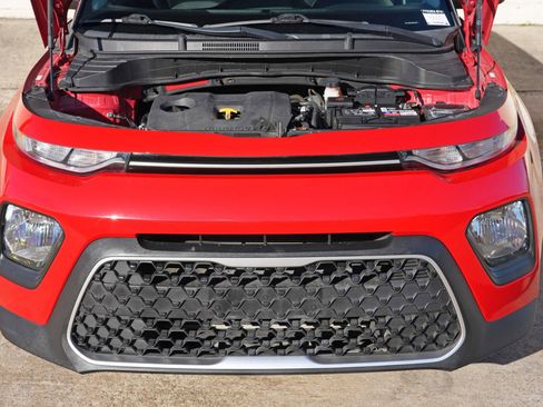 Used 2021 Kia Soul LX FWD image 7