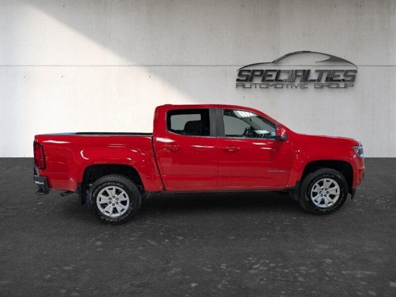 Used 2019 Chevrolet Colorado LT AWD/4WD image 12
