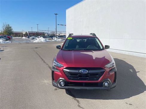 Certified 2025 Subaru Outback Premium image 7