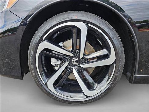 Used 2022 Honda Accord Sport image 8
