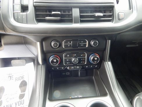 Used 2024 Chevrolet Suburban Premier w/ Max Trailering Package image 24