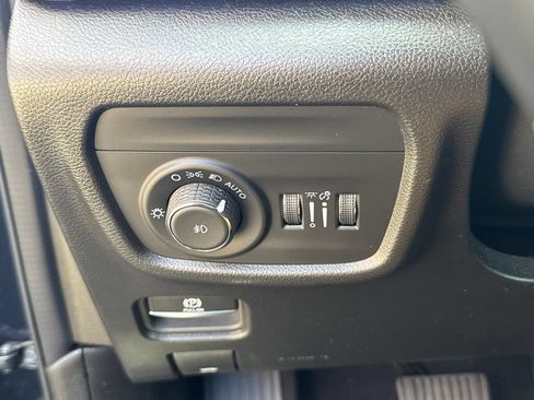 Used 2024 Jeep Grand Cherokee L Summit w/ High Altitude Package AWD/4WD image 40
