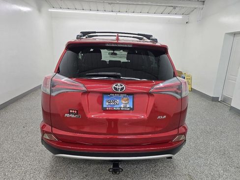 Used 2016 Toyota RAV4 XLE FWD image 6