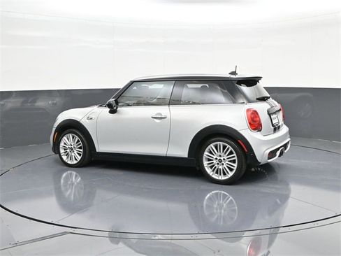 Used 2015 MINI Cooper S image 5