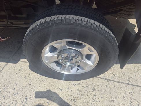 Used 2016 Ford F250 XLT AWD/4WD image 5