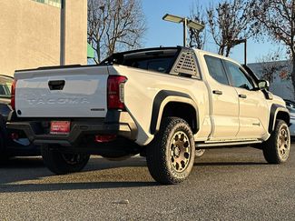 New 2025 Toyota Tacoma Trailhunter video 3