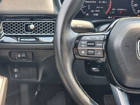 Used 2024 Honda Civic EX-L image 11