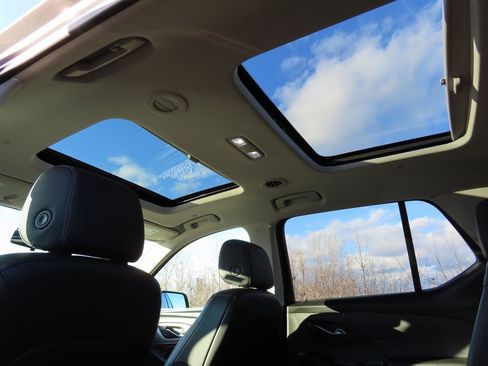 Certified 2021 Chevrolet Traverse RS image 5