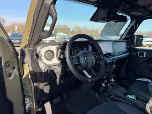 New 2026 Jeep Gladiator Sport AWD/4WD image 15